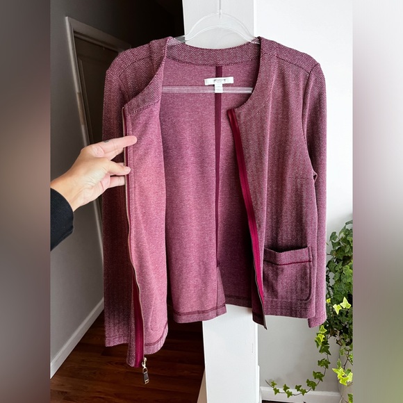 LIZ CLAIBORNE Red Zipper Up Long Sleeve Lightweight Jacket/Sweatshirt - Picture 2 of 4